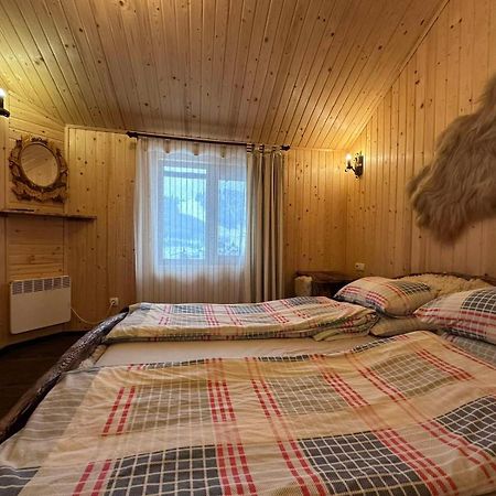 Котедж Садиба Предків 布克维 外观 照片